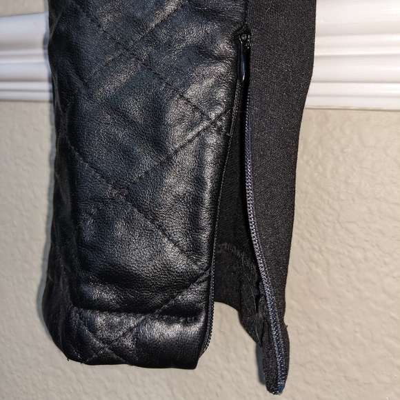 J&S Black and Gold Quilted Faux Leather Pants w Ankle Zip - Picture 5 of 6